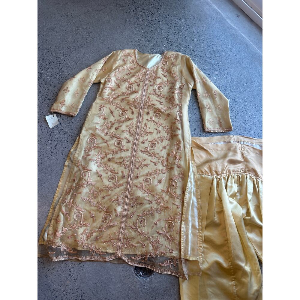 Women’s XL Florentine Gold Chiffon Embroidered Salwar Kameez Set Outfit